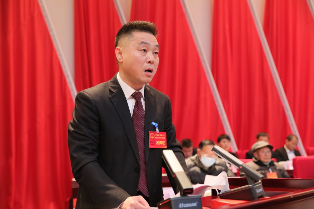 全力打造“一中心四样板” 昂首开启“十四五”新征程 攸县第十七届人民代表大会第六次会议开幕