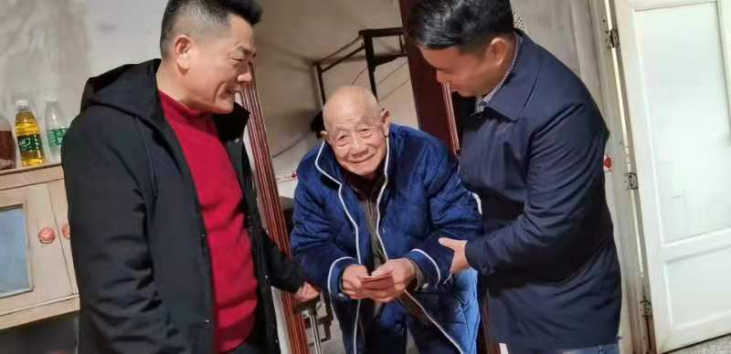 攸县市政园林服务中心开展春节期间走访慰问活动