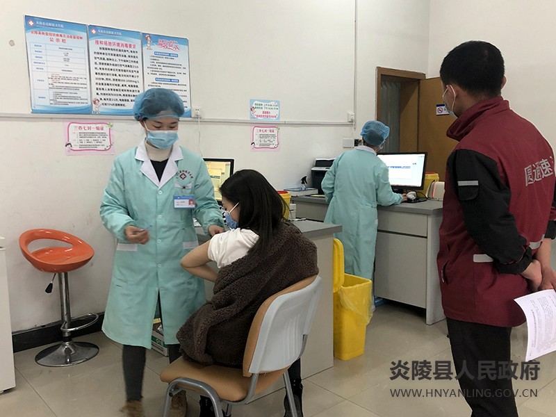 县疾控中心“三措施”全力做好新冠病毒疫苗接种工作