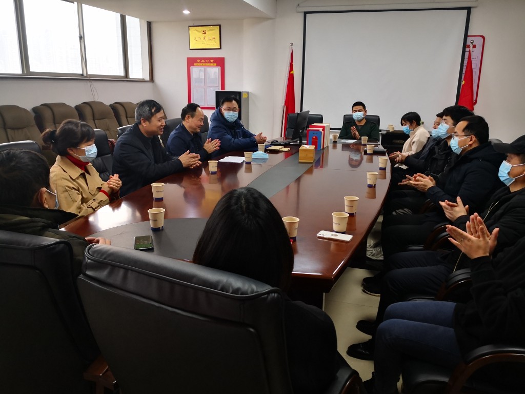 市直机关工委领导慰问我局困难党员