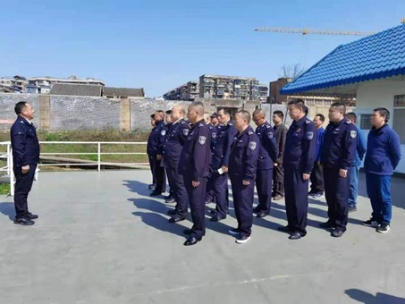 市农业综合行政执法支队牵头组织长株潭第三次联合打击非法捕捞专项行动