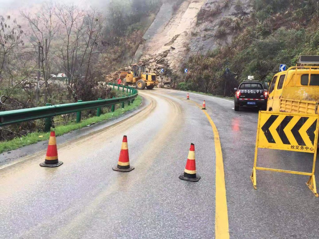 交通事务中心全力做好公路应急处置安全保畅工作