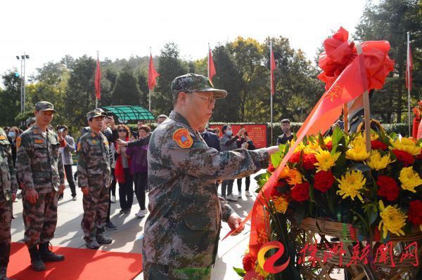 株洲市住建局（人防办）党员干部赴韶山开展党史学习教育和机关军事训练