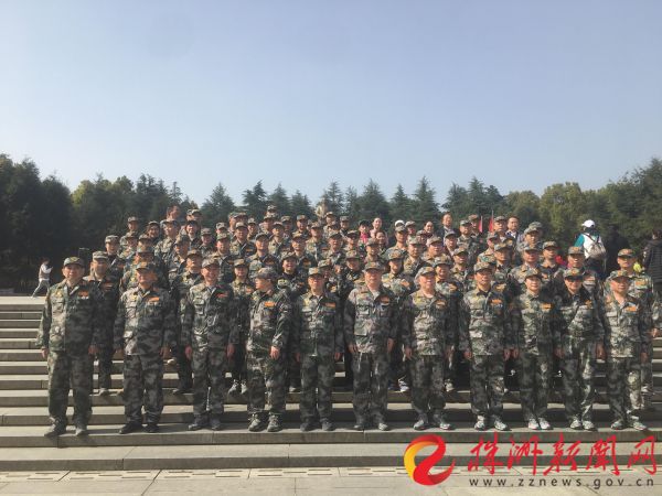 株洲市住建局（人防办）党员干部赴韶山开展党史学习教育和机关军事训练