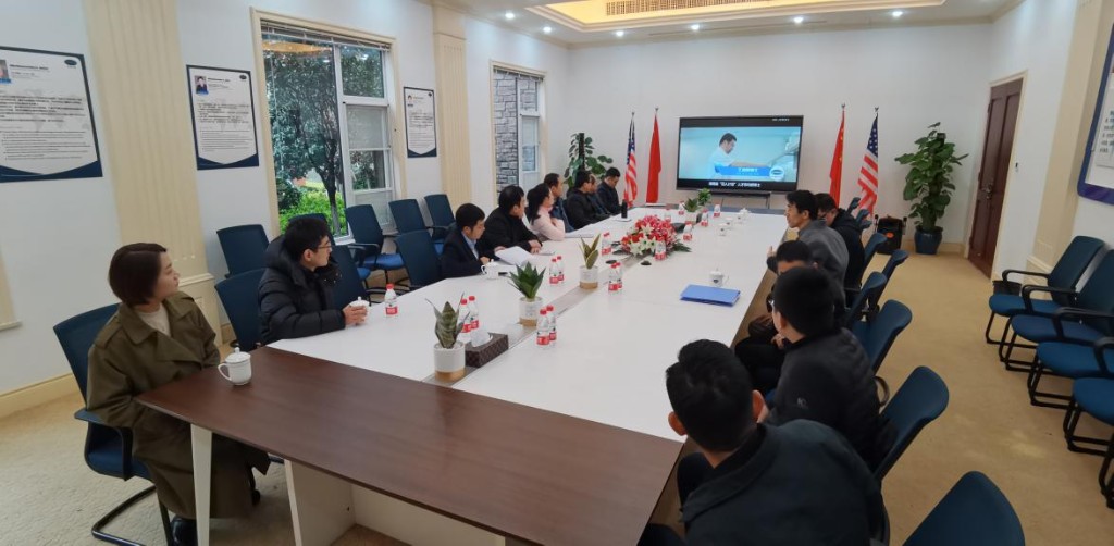 “聚焦园区建设 共商产业发展” 市国资委企业青年高层次人才训练营第三组赴市云发集团考察交流