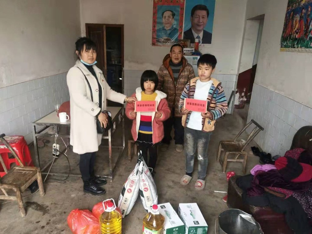 新春慰问,天元区900份新年"大礼包"送到困难群众心坎上