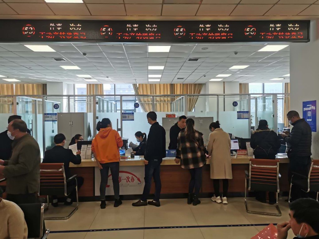 县自然资源局：提升政务服务水平 持续优化营商环境