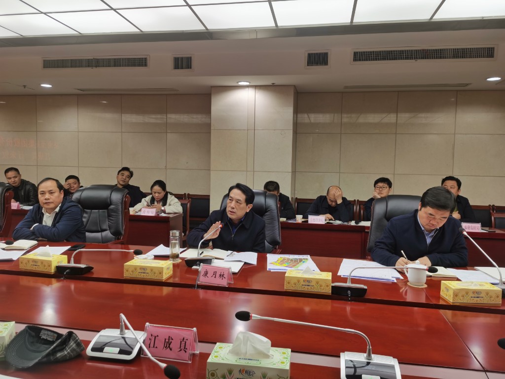 济南圣泉集团股份有限公司考察团来攸考察