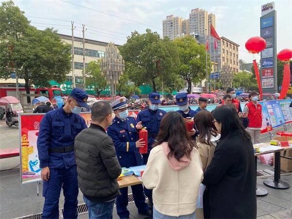 攸县消防救援大队借力“3.15”助推消防产品打假宣传活动