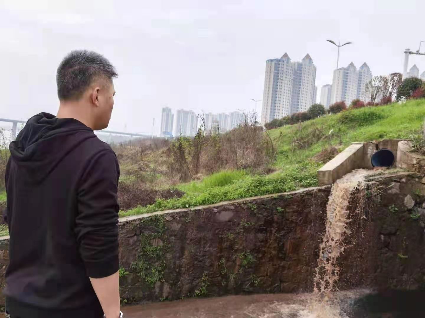 有污水直排湘江？查！
