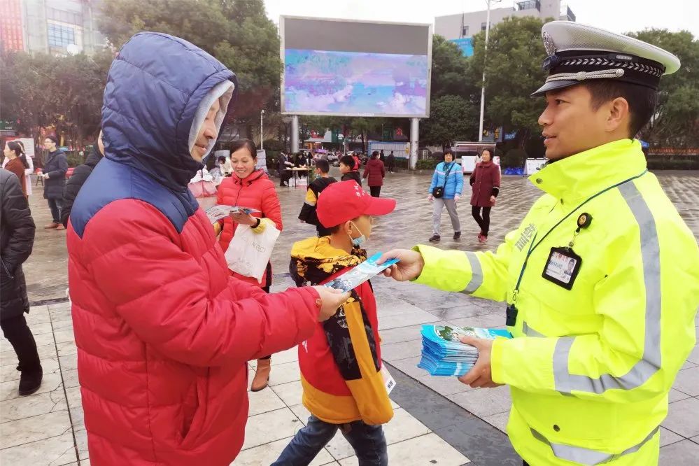 茶陵交警掀起最严摩托车整治风暴！
