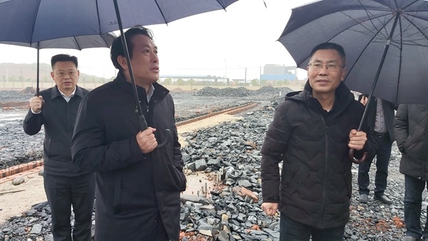 康月林调研重点企业和重点项目  要求以牛劲牛力大抓产业项目和营商环境