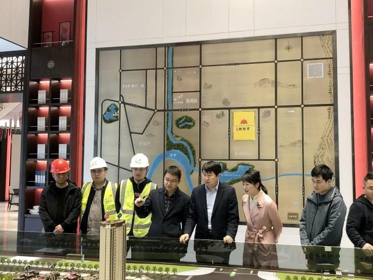 县领导到春联街道开展安全生产检查