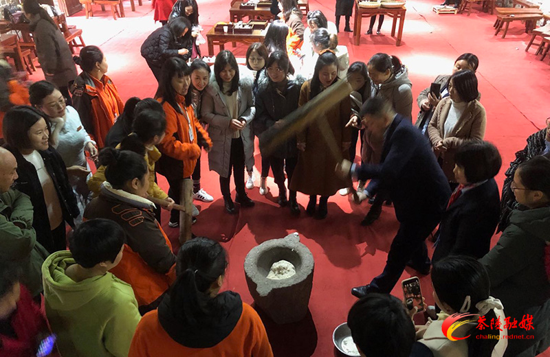 茶陵县开展丰富多彩的活动庆祝“三八”国际妇女节