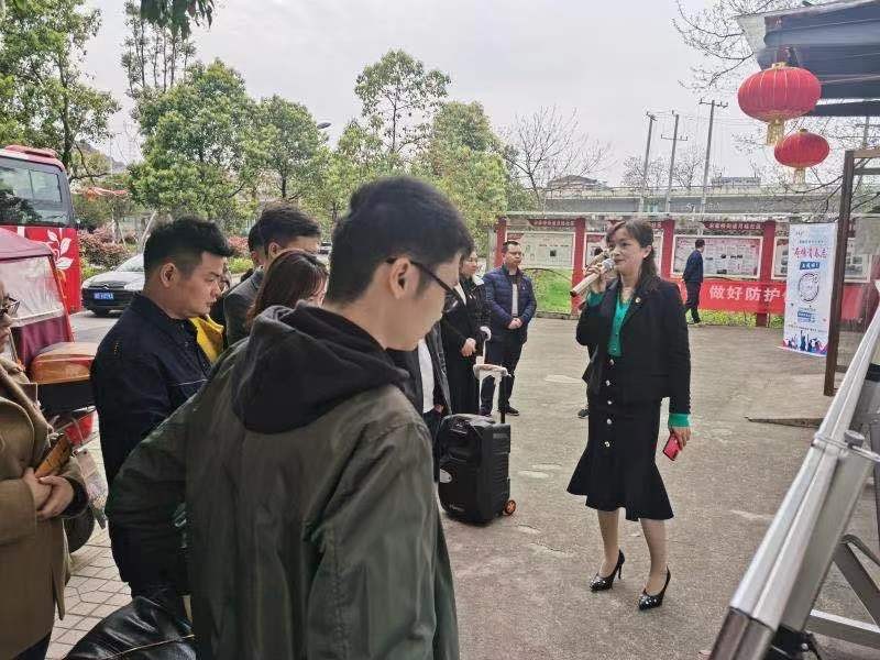 株洲市新任村（社区）党组织书记履职能力提升市级示范班赴荷塘区考察学习