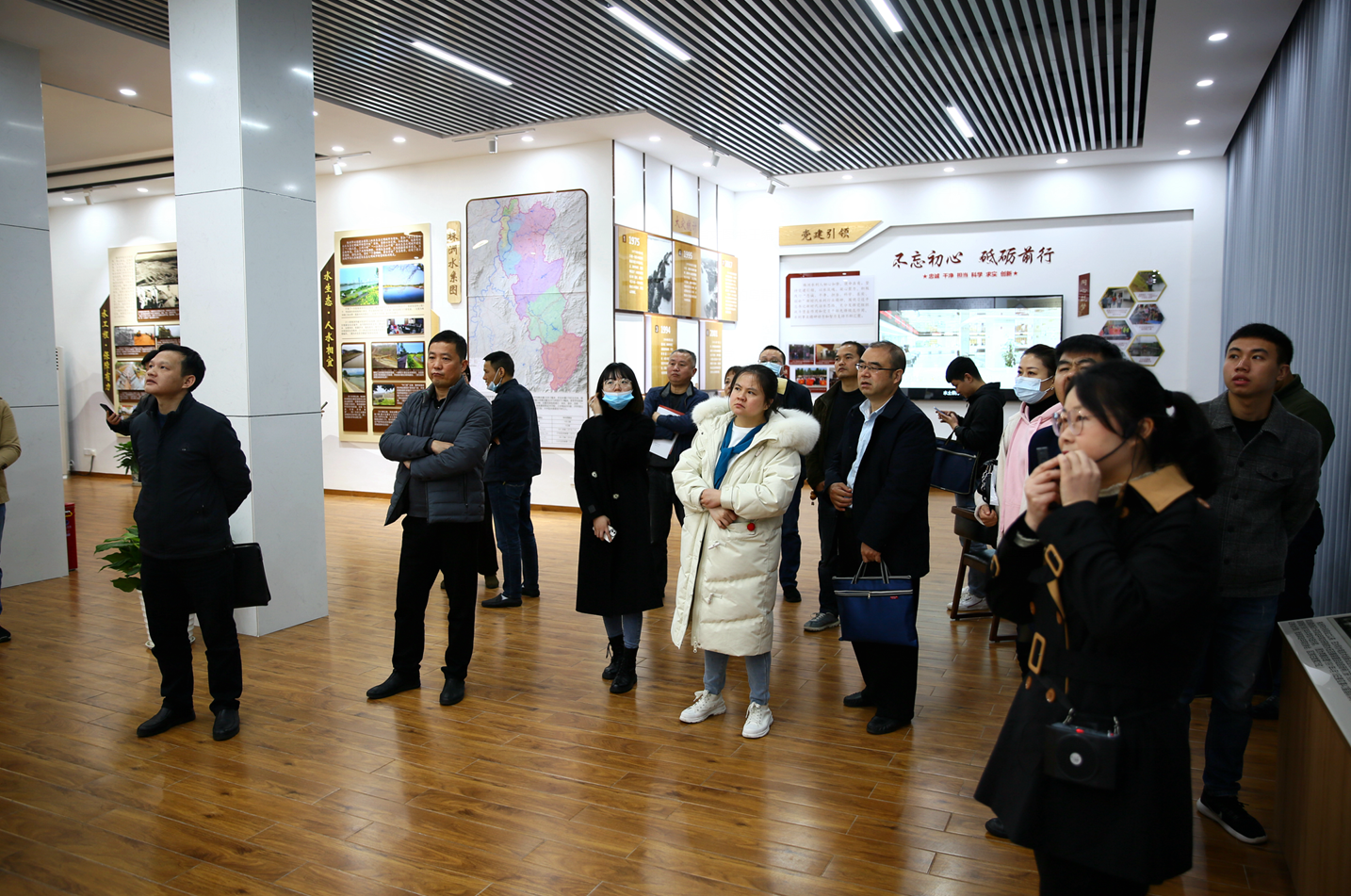 全市水利工作会议召开