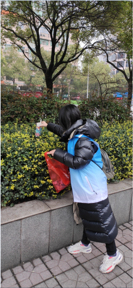 管委办（政府办）志愿服务队开展“环境保护”学雷锋志愿服务活动