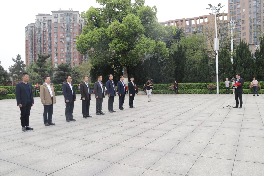 荷塘区召开区委常委会党史学习教育第一次专题学习暨区委理论学习中心组2021年第三次集中（扩大）学习研讨会