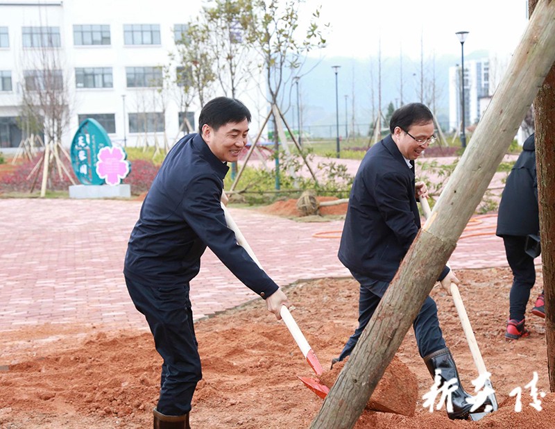 炎陵县举行2021年全民义务植树活动