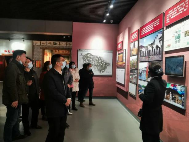 学党史、悟思想、守初心、担使命，争当生态环保铁军