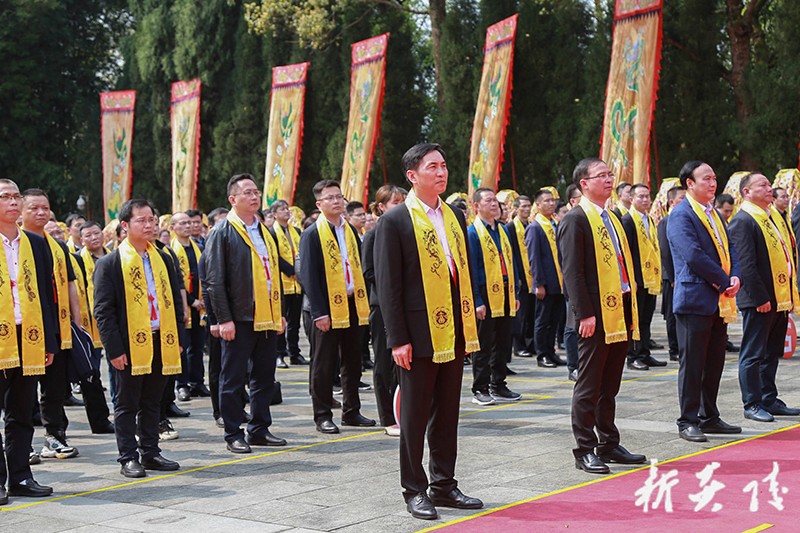 辛丑年渌口区社会各界祭祀炎帝陵典礼隆重举行