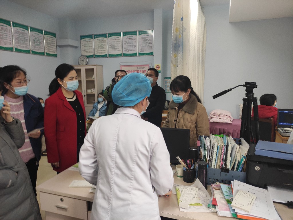 区妇幼组织开展免费妊娠风险筛查,做精做实保健服务