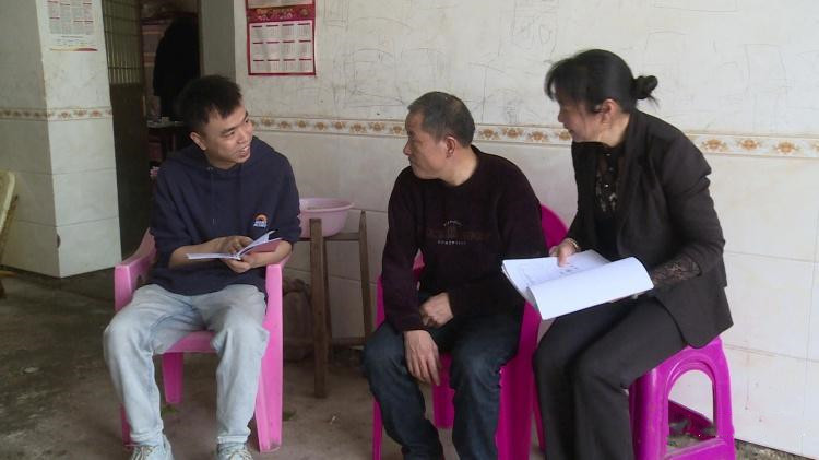 攸县：对脱贫群众进行贫困监测 巩固脱贫成果