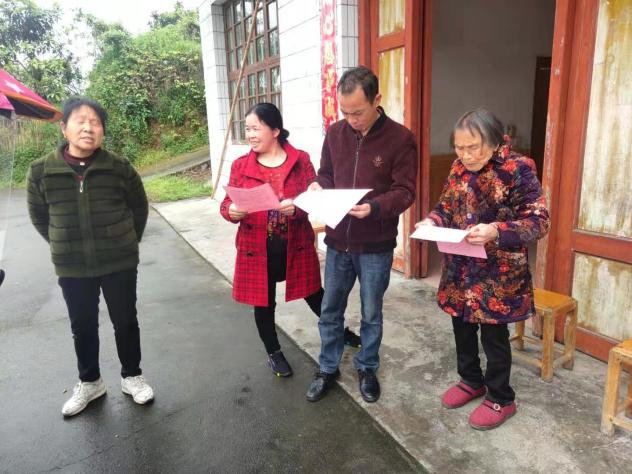 鸾山镇推进殡葬改革开展宣传活动