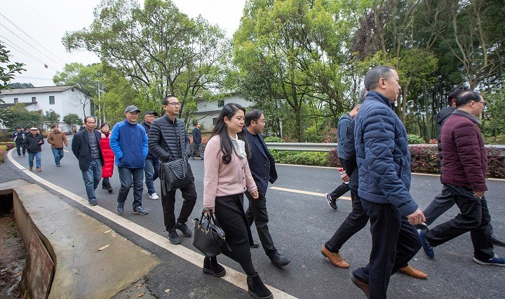 荷塘区文联组织文艺协会赴仙庾镇开展主题采风活动