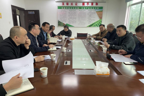 荷塘区迅速开展中央生态环保督察交办“中材水泥抽取地下水造成田、潭、坝坍塌” 问题核查和督办