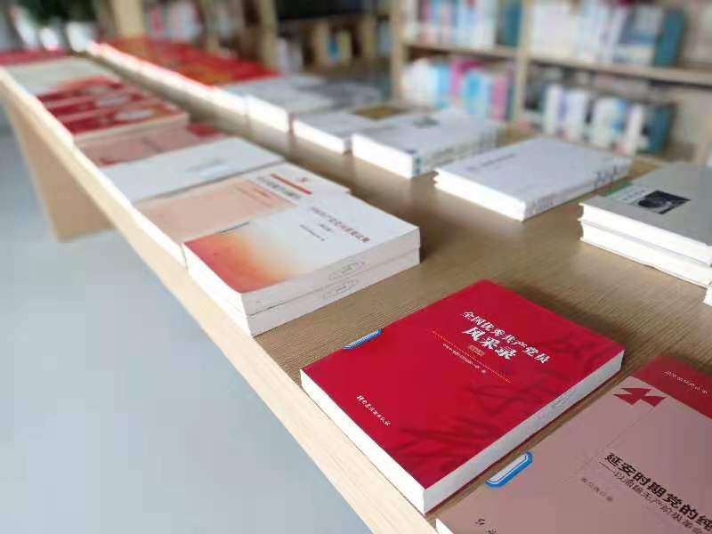 天元区图书馆学党史红色主题联展