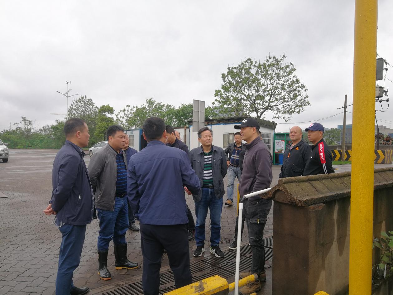 石峰区组织株潭两地志愿者实地查看中央环保督察转办件