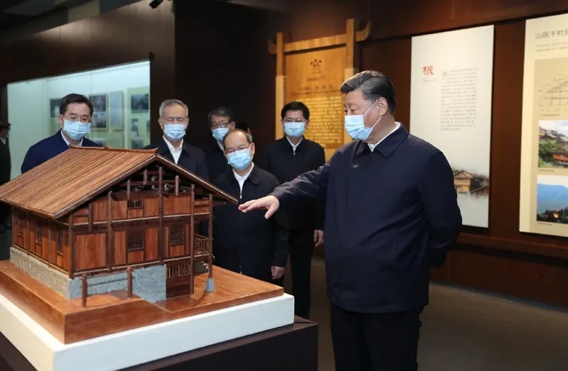 习近平在广西考察时强调 解放思想深化改革凝心聚力担当实干 建设新时代中国特色社会主义壮美广西