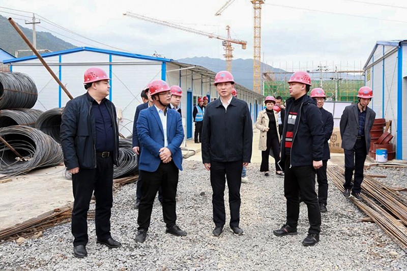 尹朝晖督查县城镇污水处理设施建设PPP项目