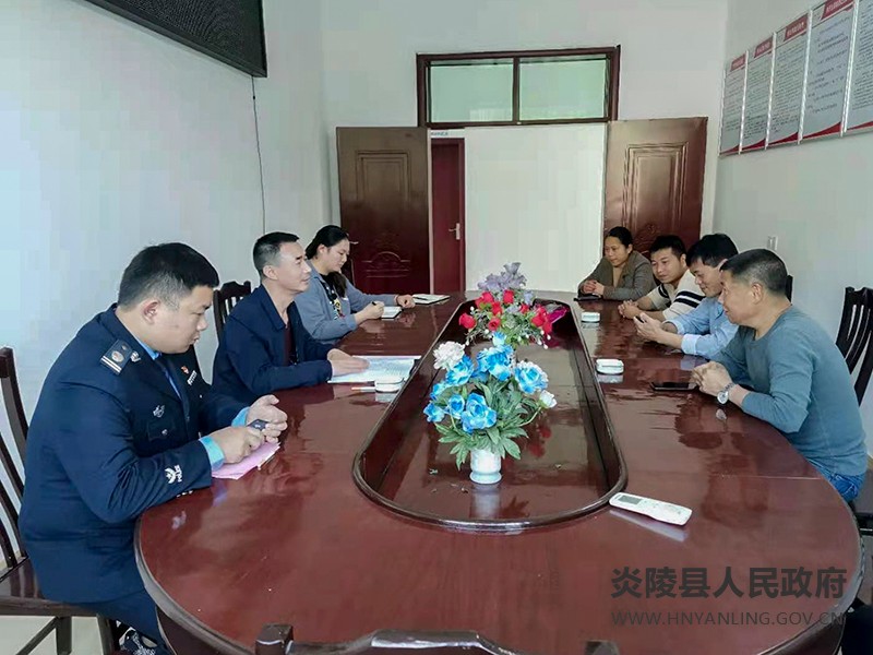 县司法局开展“警民同心、网格走亲”我为群众办实事实践活动