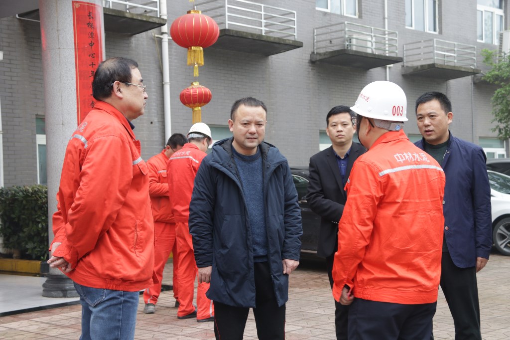 区委书记邬凌云迅速开展中央生态环保督察交办问题核查和督办