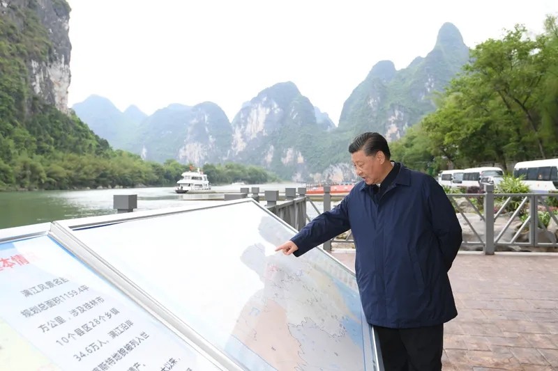 习近平在广西考察时强调 解放思想深化改革凝心聚力担当实干 建设新时代中国特色社会主义壮美广西