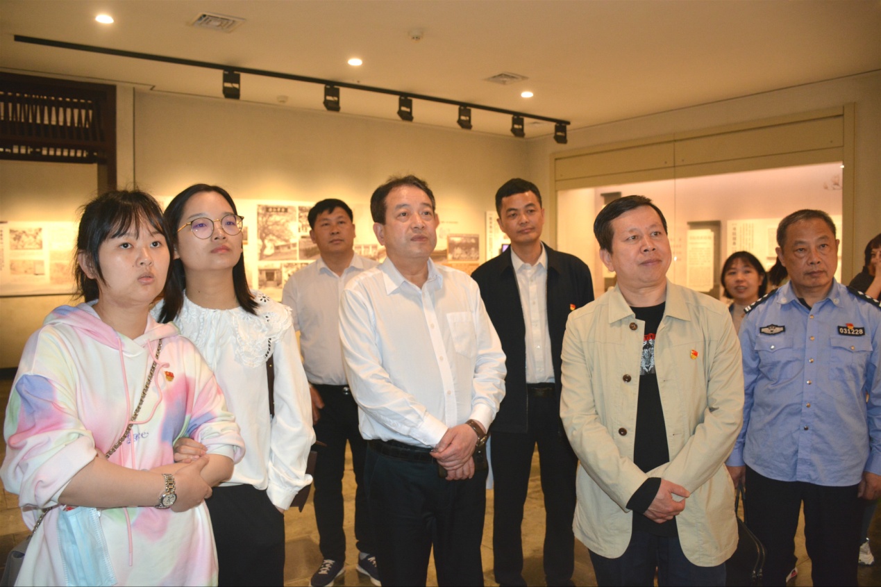 市信访局赴醴陵开展党组理论学习中心组暨党史学习教育第二次专题学习