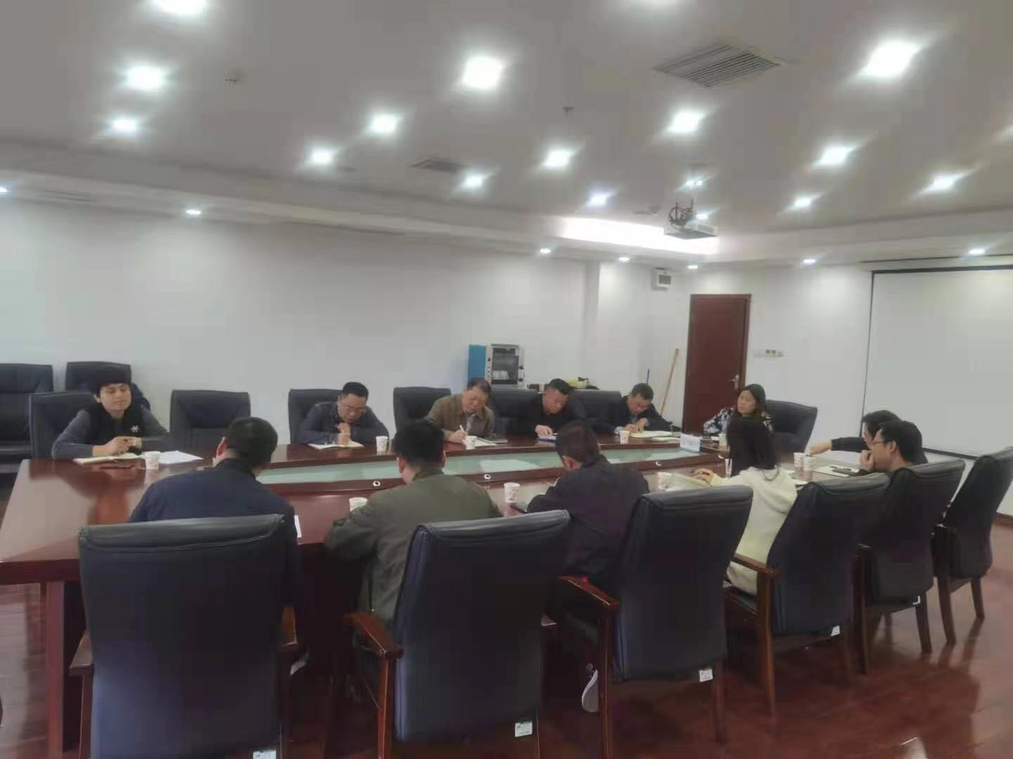 认真梳理重点问题，不留死角后患
