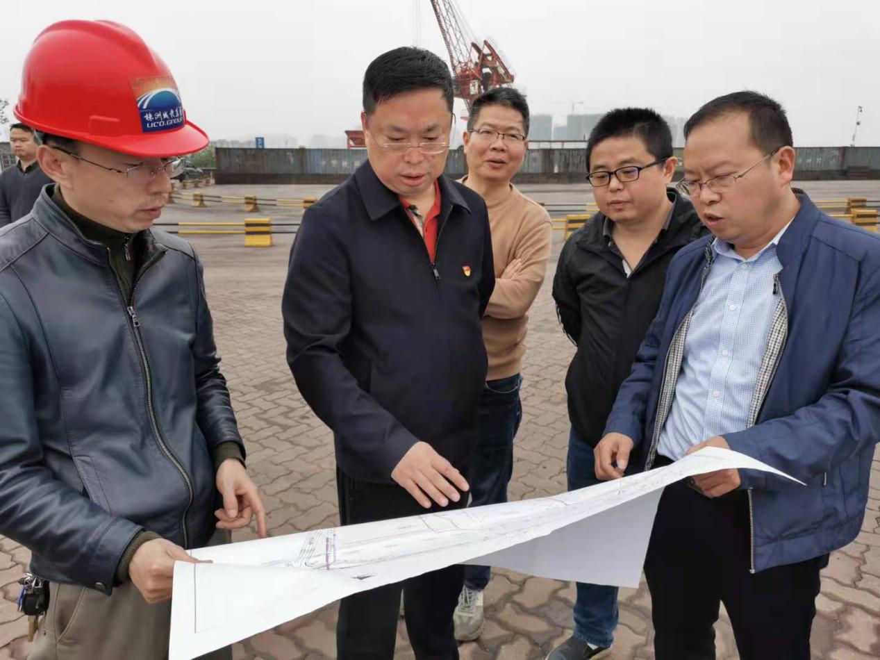 石峰区委副书记李军率队赴株洲港对生态环境问题进行现场督导