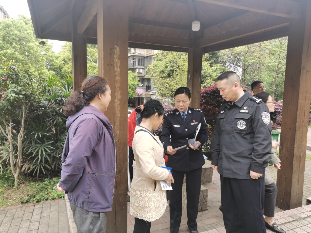 特警支队深入开展“警民同心、网格走亲”我为群众办实事实践活动