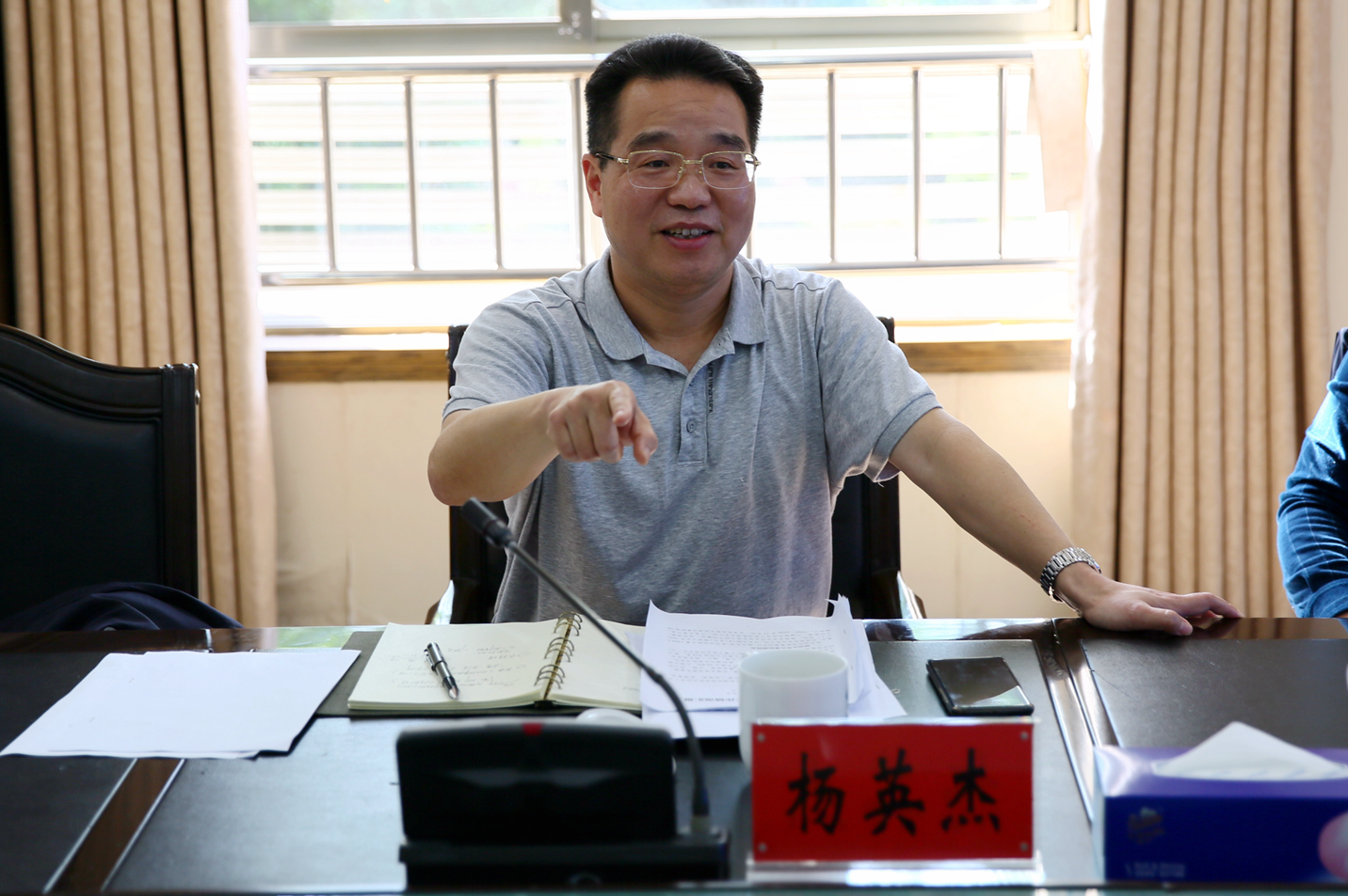 杨英杰调研防汛抗旱工作