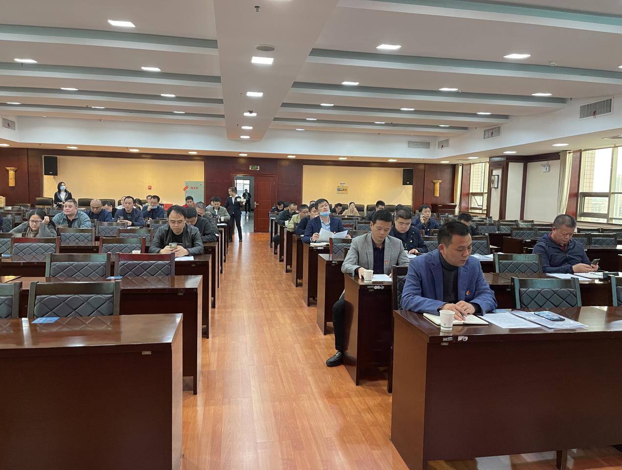 株洲市荷塘区参加株洲市迎接中央环保督察工作部署会