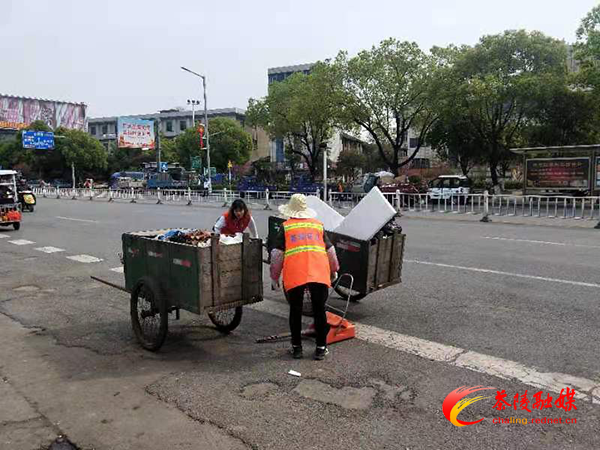 网格员志愿服务 文明劝导保畅通