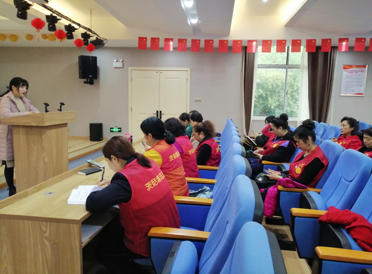 茨菇塘街道组织禁毒志愿者开展禁毒专题学习宣传教育