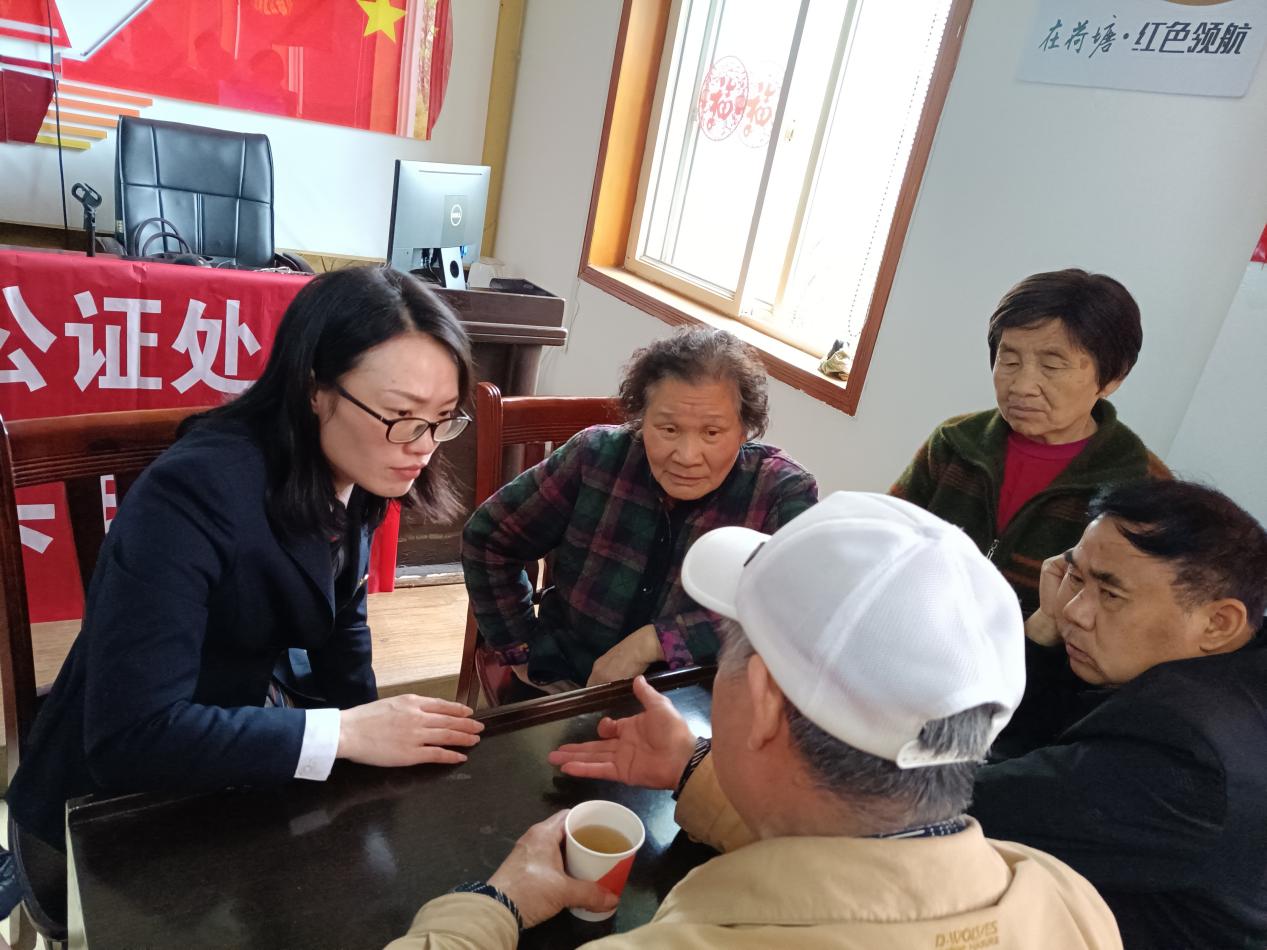 茨菇塘街道开展《民法典》普及宣传座谈会