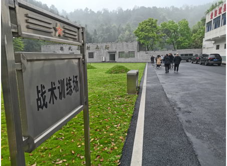 如何开展党史学习教育 —如何开展党史学习教育 ——区征地协调中心做到了“三个一”