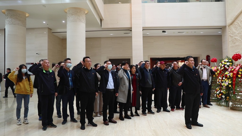市水利局组织干部赴湖南党史陈列馆和雷锋纪念馆参观学习