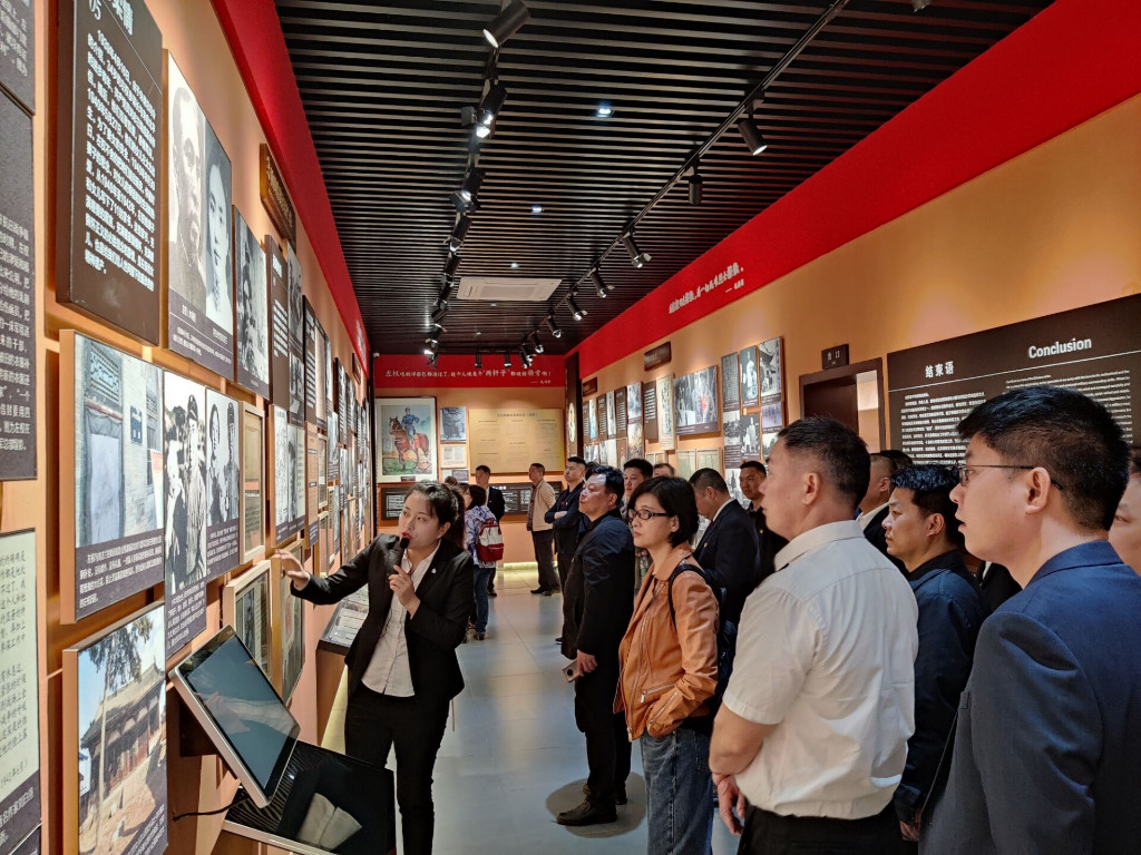 参观先辈故居 传承革命精神—— 市政府金融办召开党史学习教育专题学习“主题党日活动”