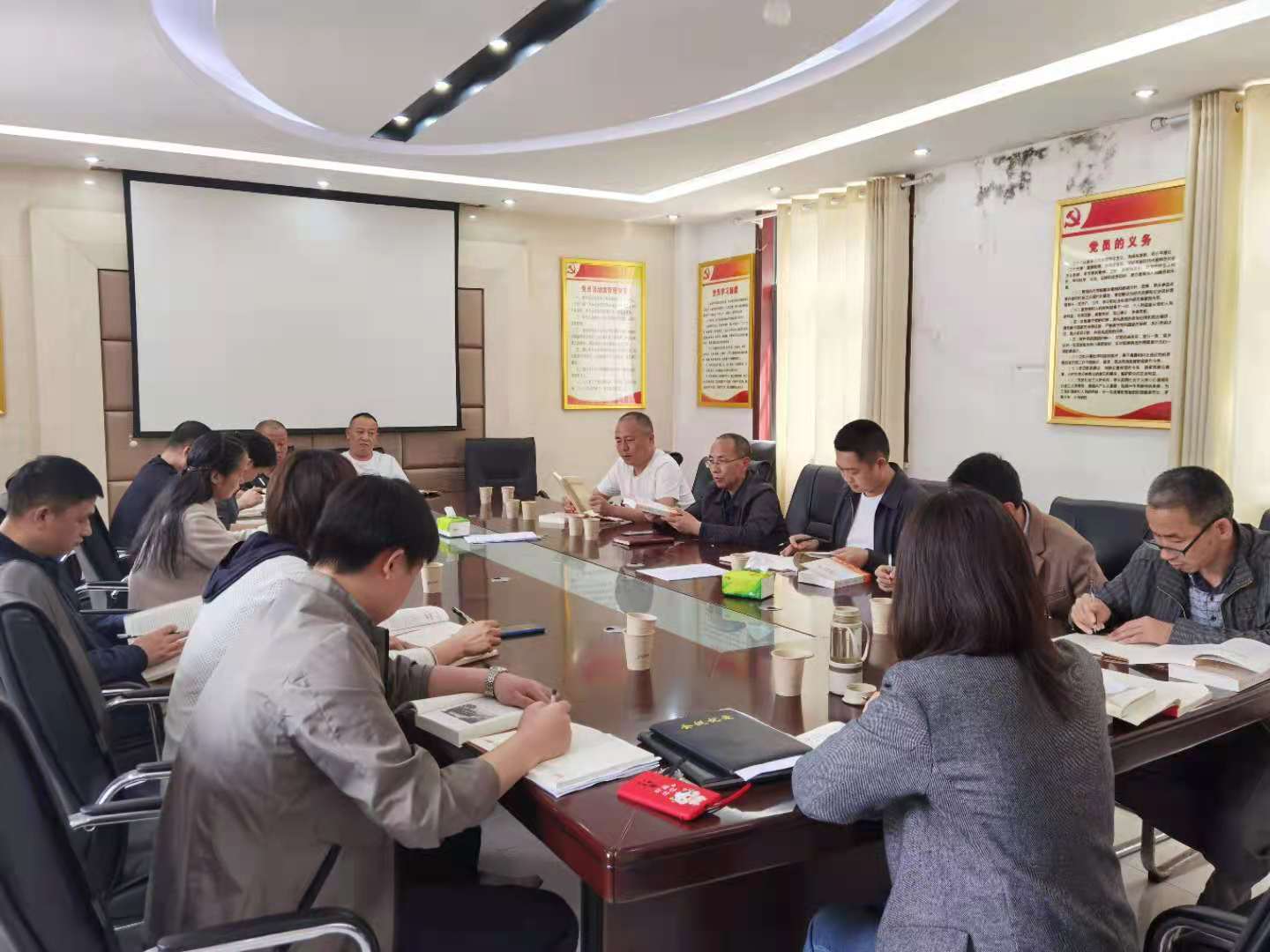 芦淞分局党支部学党史简报